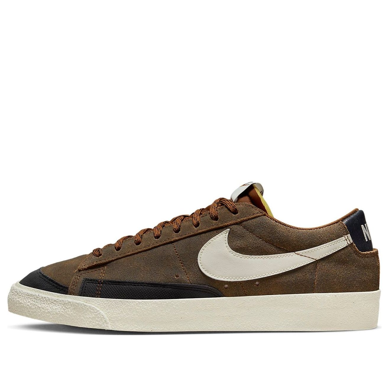 Blazer Low '77 Premium Vintage 'Certified Fresh - Pecan'