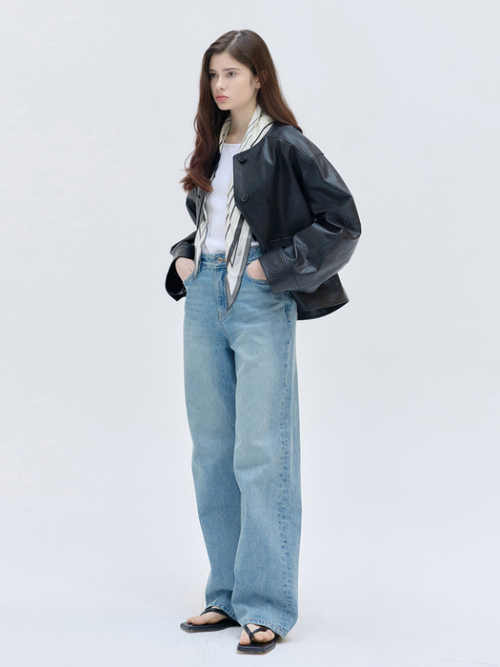 Collarless leather crop jacket