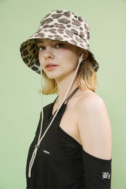 Leopard bucket hat