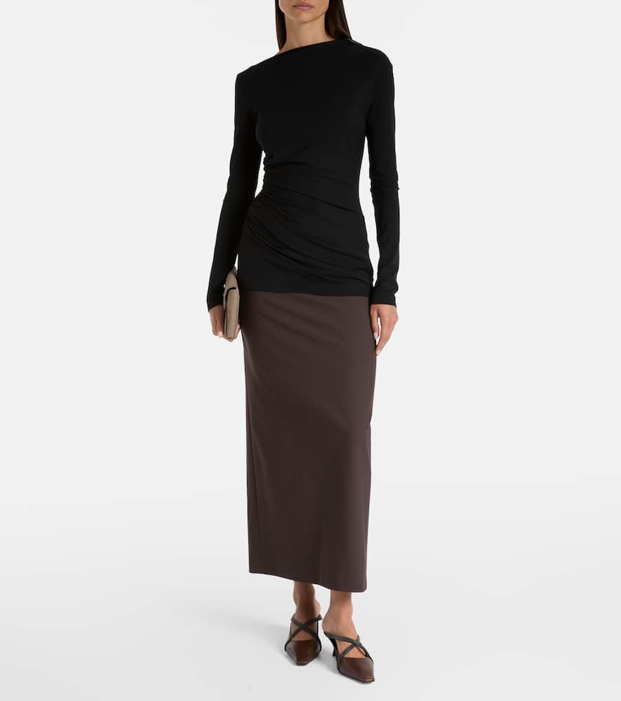Monili gathered top