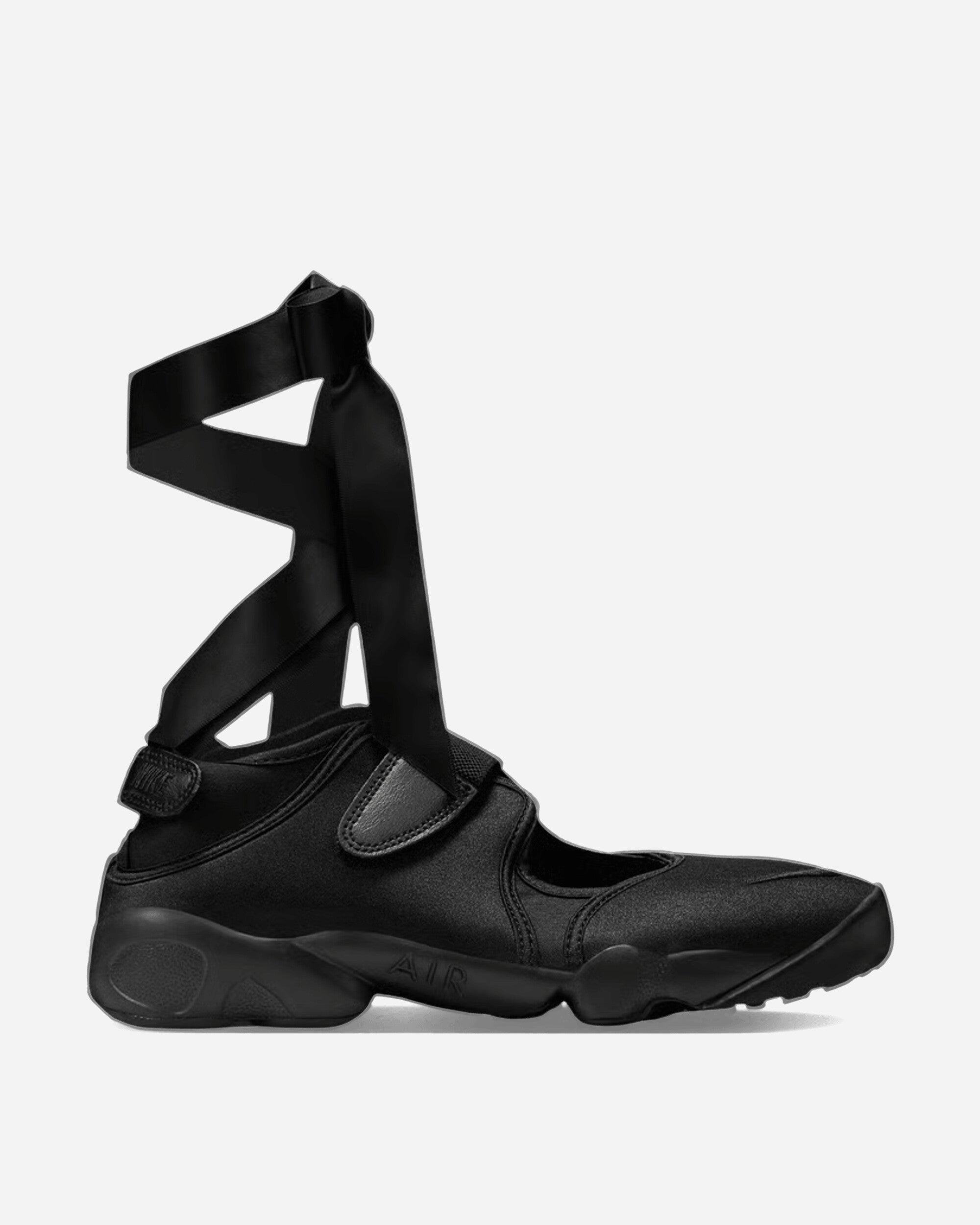Women's Air Rift TRK3 Sneaker in Black