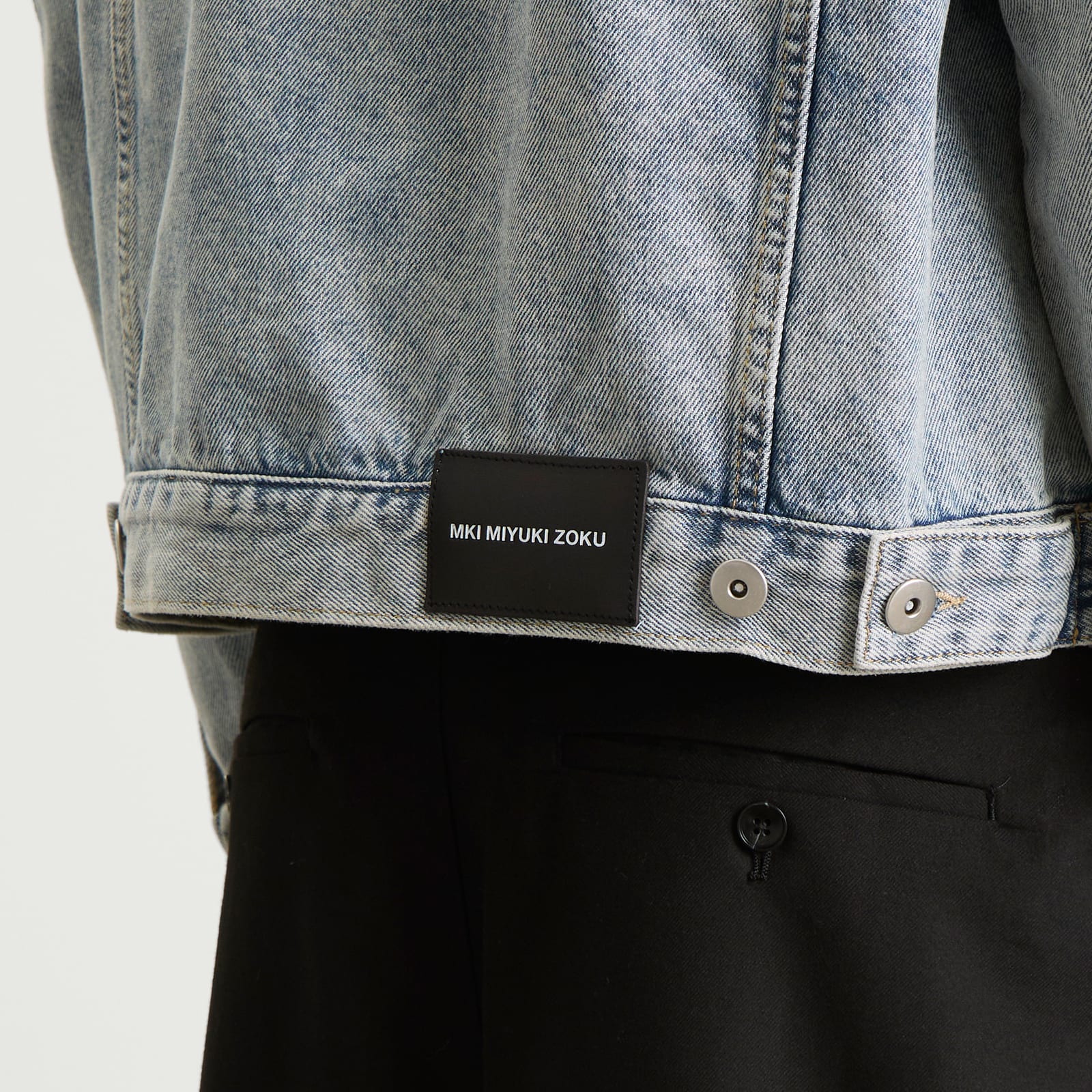 Men's Denim Trucker Jacket Bleach Wash