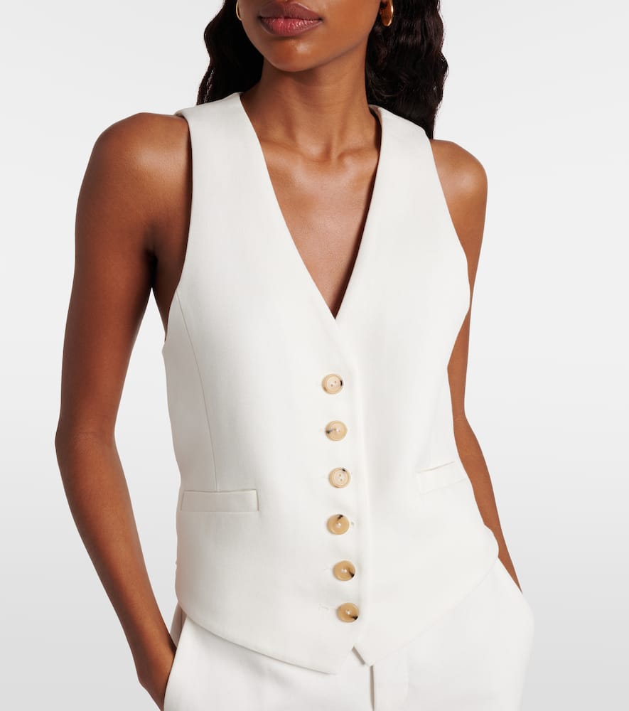Single-breasted vest