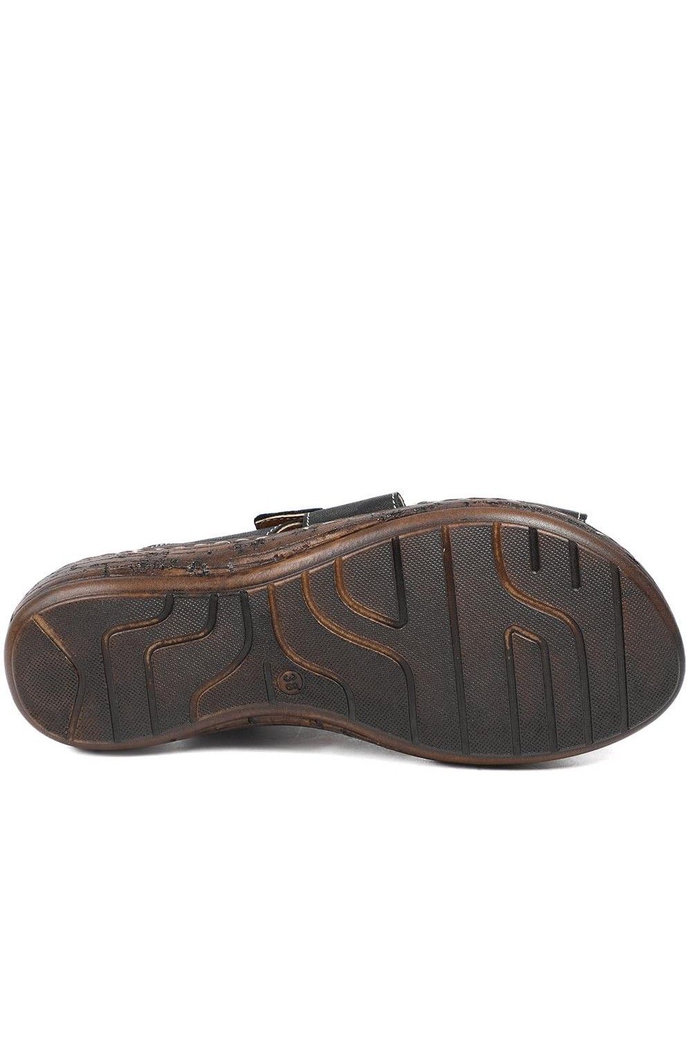 Pavers Women's Wide Fit Leather Adjustable Fasten Sandals in Black