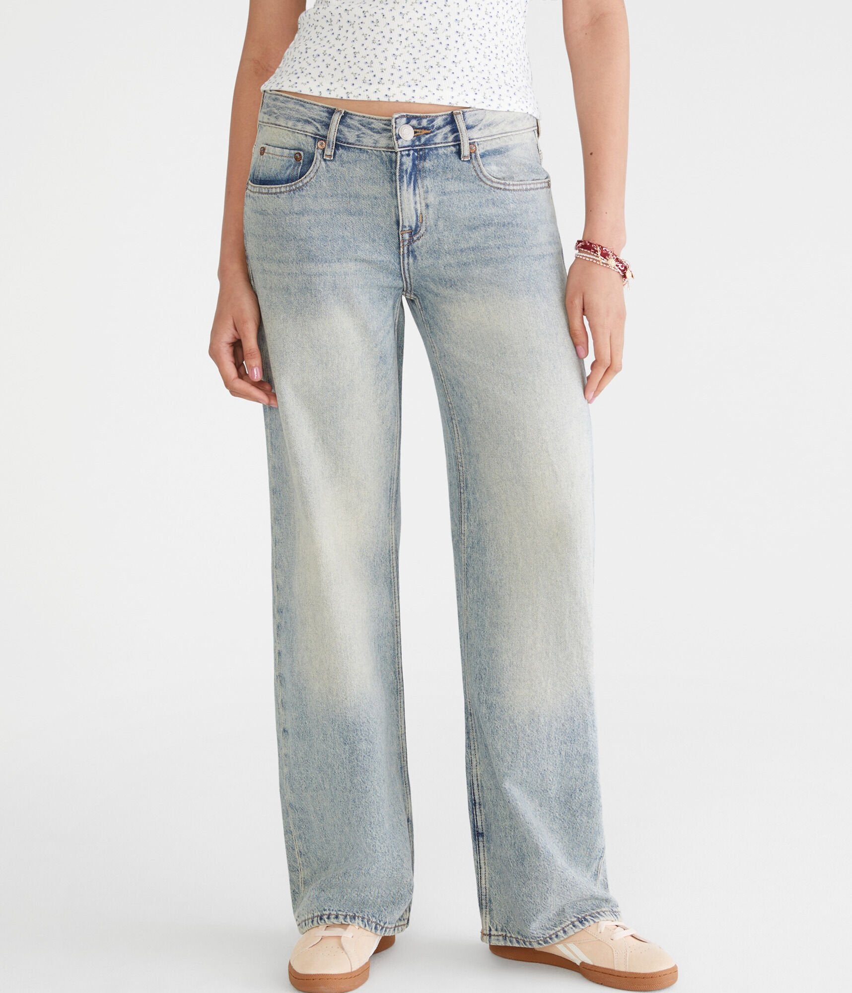 Low-Rise Baggy Wide Leg Jean