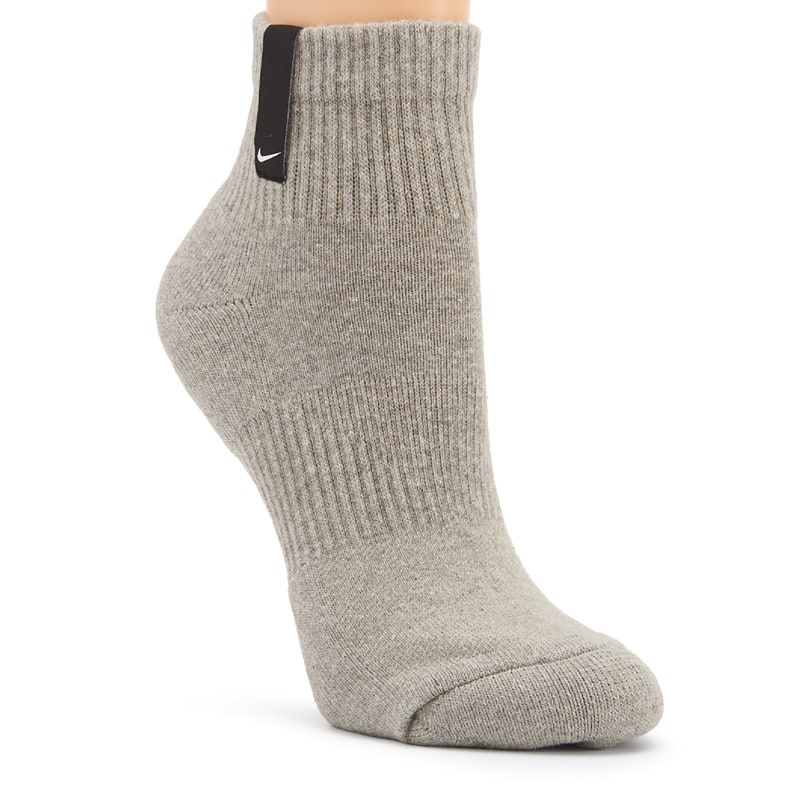 3 Pack Medium Everyday Plus Cushion Script Ankle Socks (Black/Grey/White)