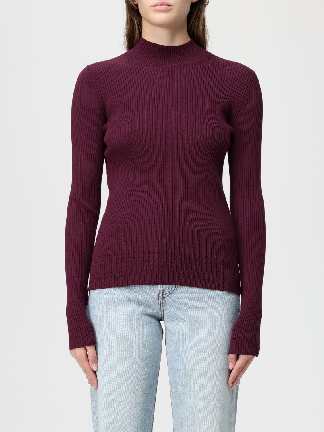 Top Woman color Wine
