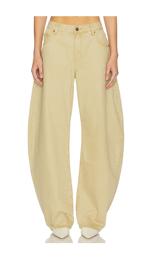 LIONESS Horseshoe Jeans in Beige. L. Also in M, S, XL, XS