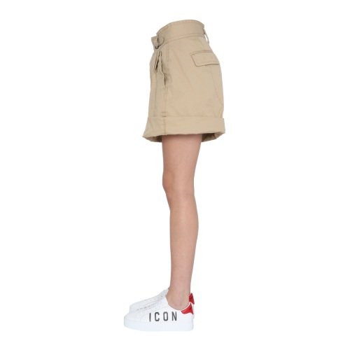 Pleated high-waist shorts