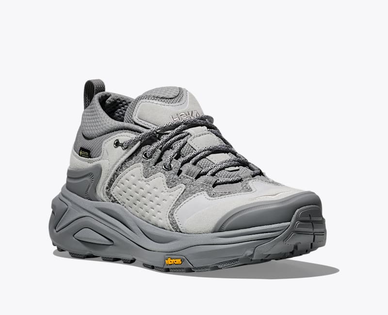 HOKA Elite Terrain System Kaha 3 Low GTX Shoes in Galactic Grey/Stardust