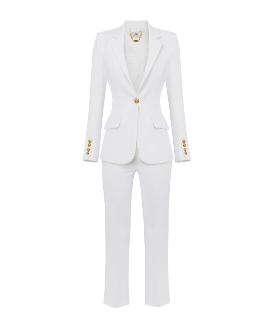 Single-breasted trouser suit