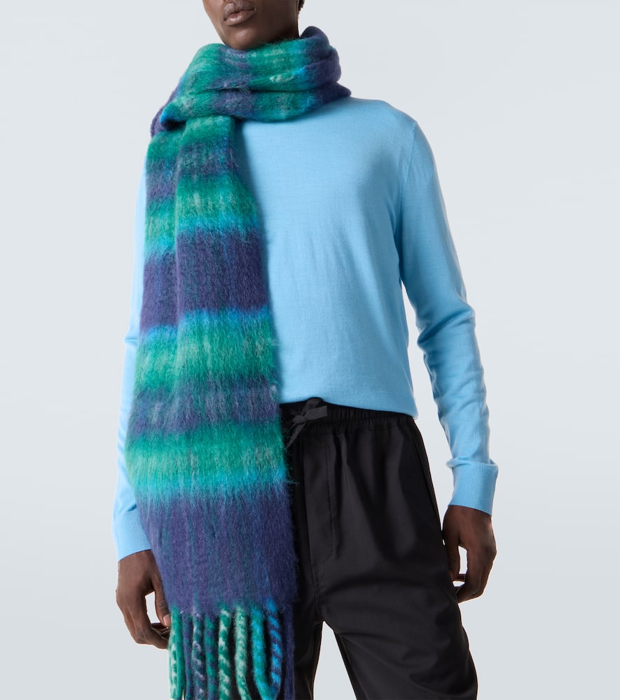 Virgin wool sweater