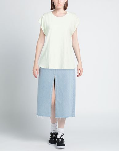Woman T-shirt Light green
