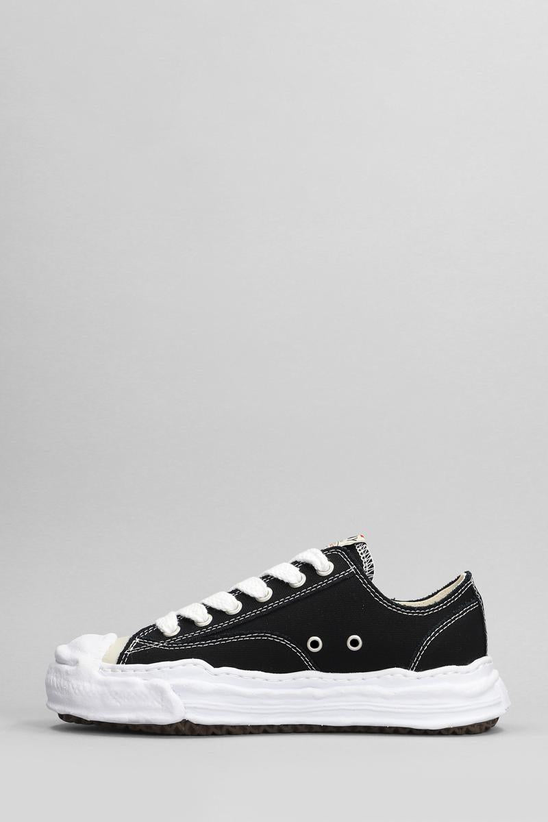 Hank Low Sneakers