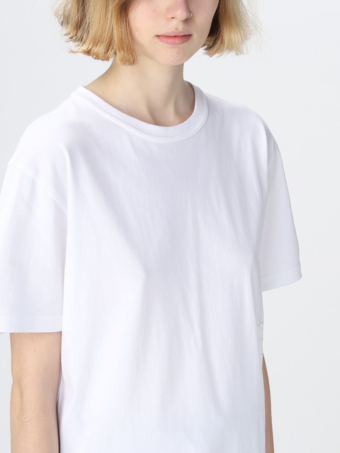 T-Shirt Woman color White