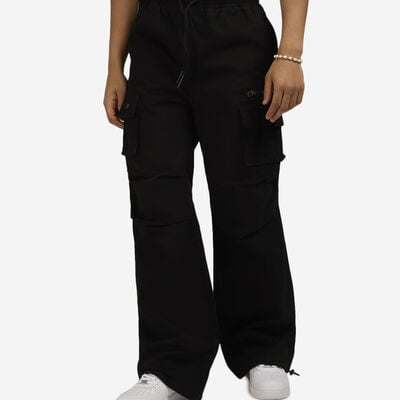 Men's Oversized Cargo Pants in Black