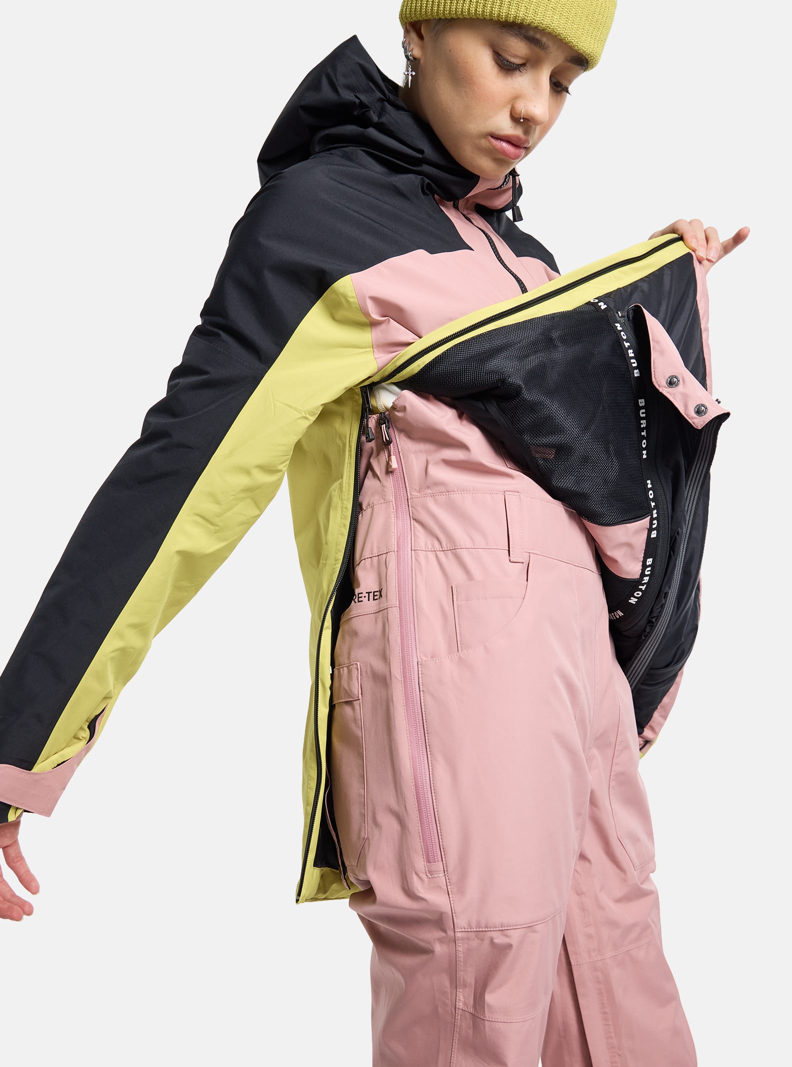 Burton Women's Pillowline GORE-TEX 2L Anorak Jacket, True Black / Powder Blush / Sulfur, S