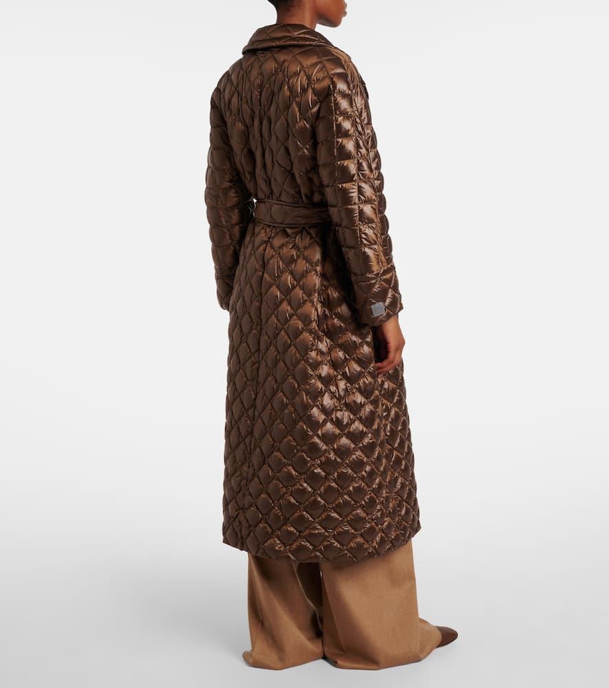 Cube Spaces belted down coat