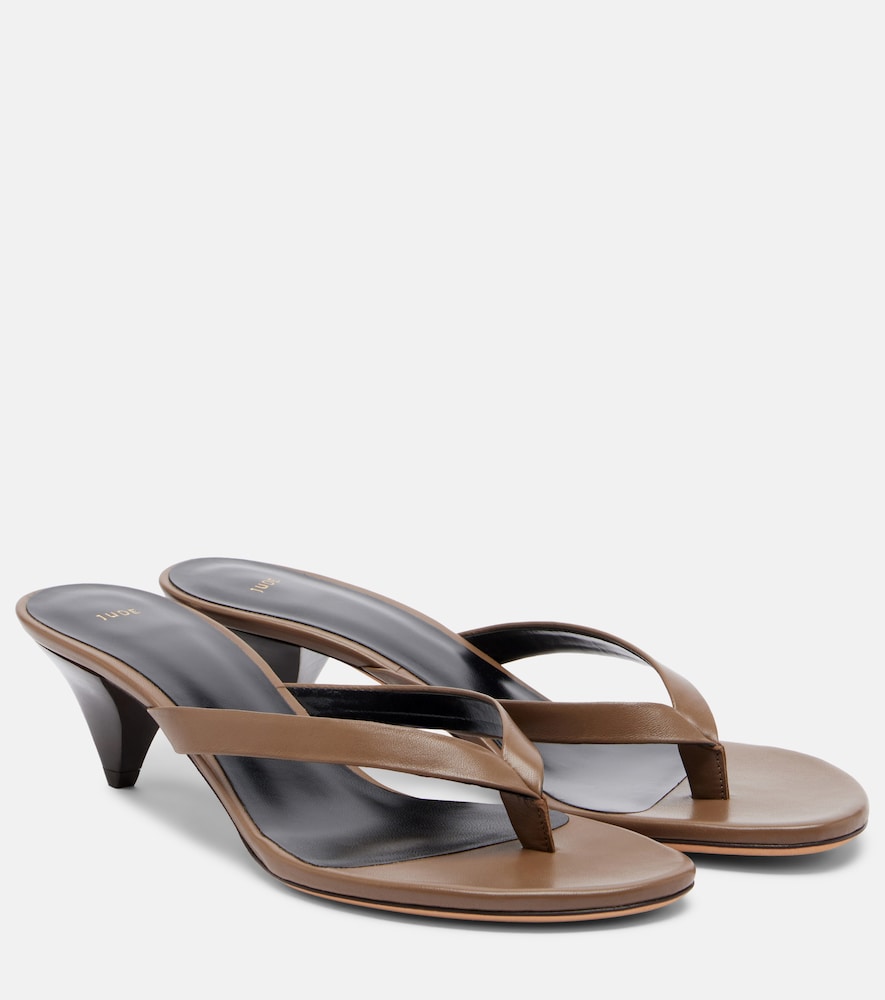 Rooty leather thong sandals