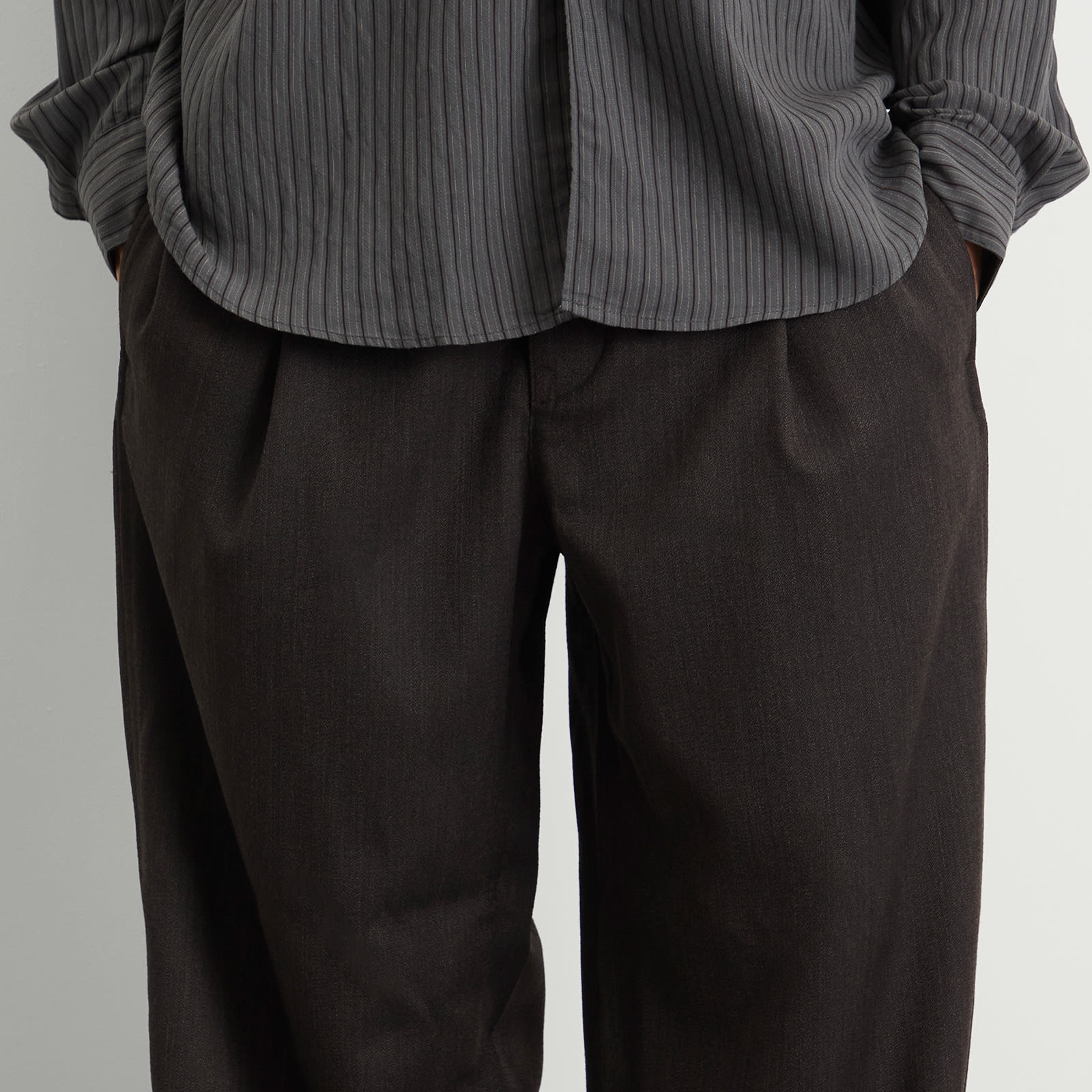 Men's Leisure Wool Trouser Havana Brown Chain Wool
