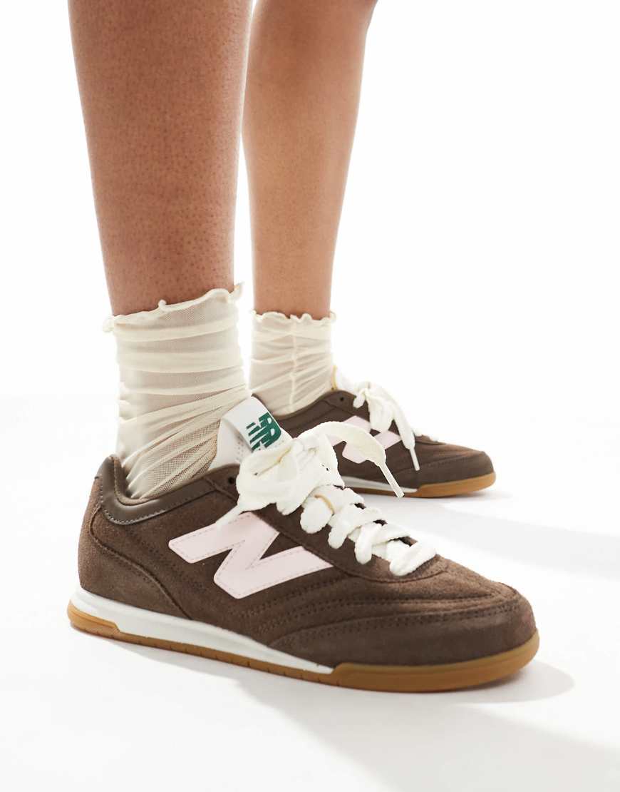 New Balance RC42 sneakers in brown and pink detail with gumsole - Exclusive to ASOS