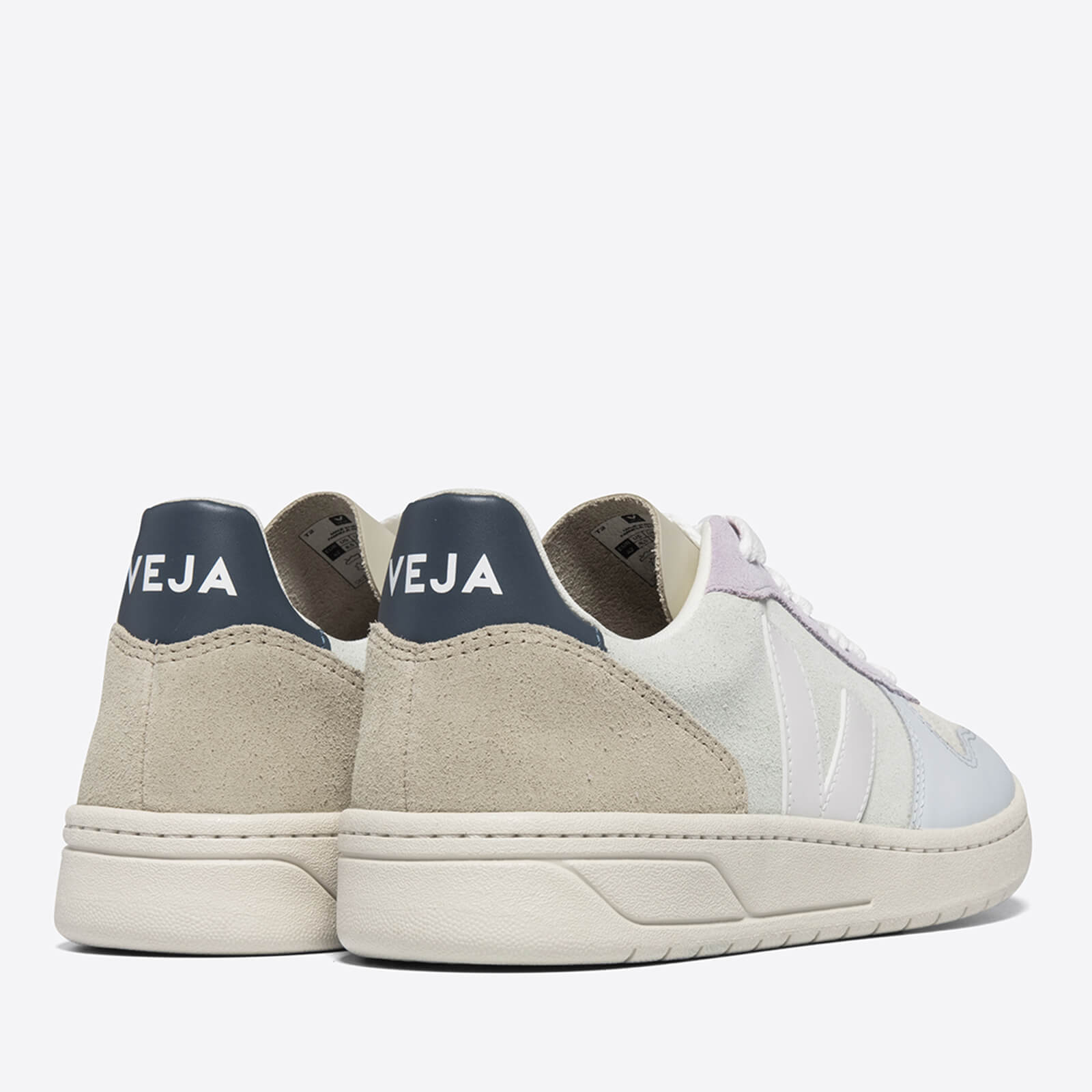 Veja Women's V-10 Suede Trainers - UK 2