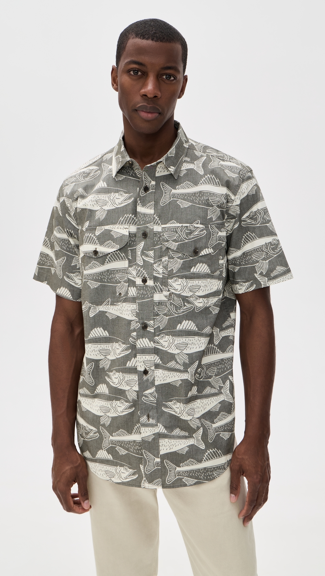 Twin Lakes Short Sleeve Sport Shirt Beluga/Bold Fish Print
