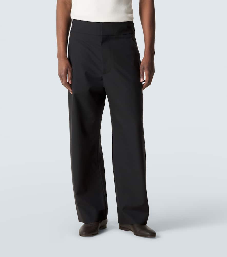 Virgin wool straight pants