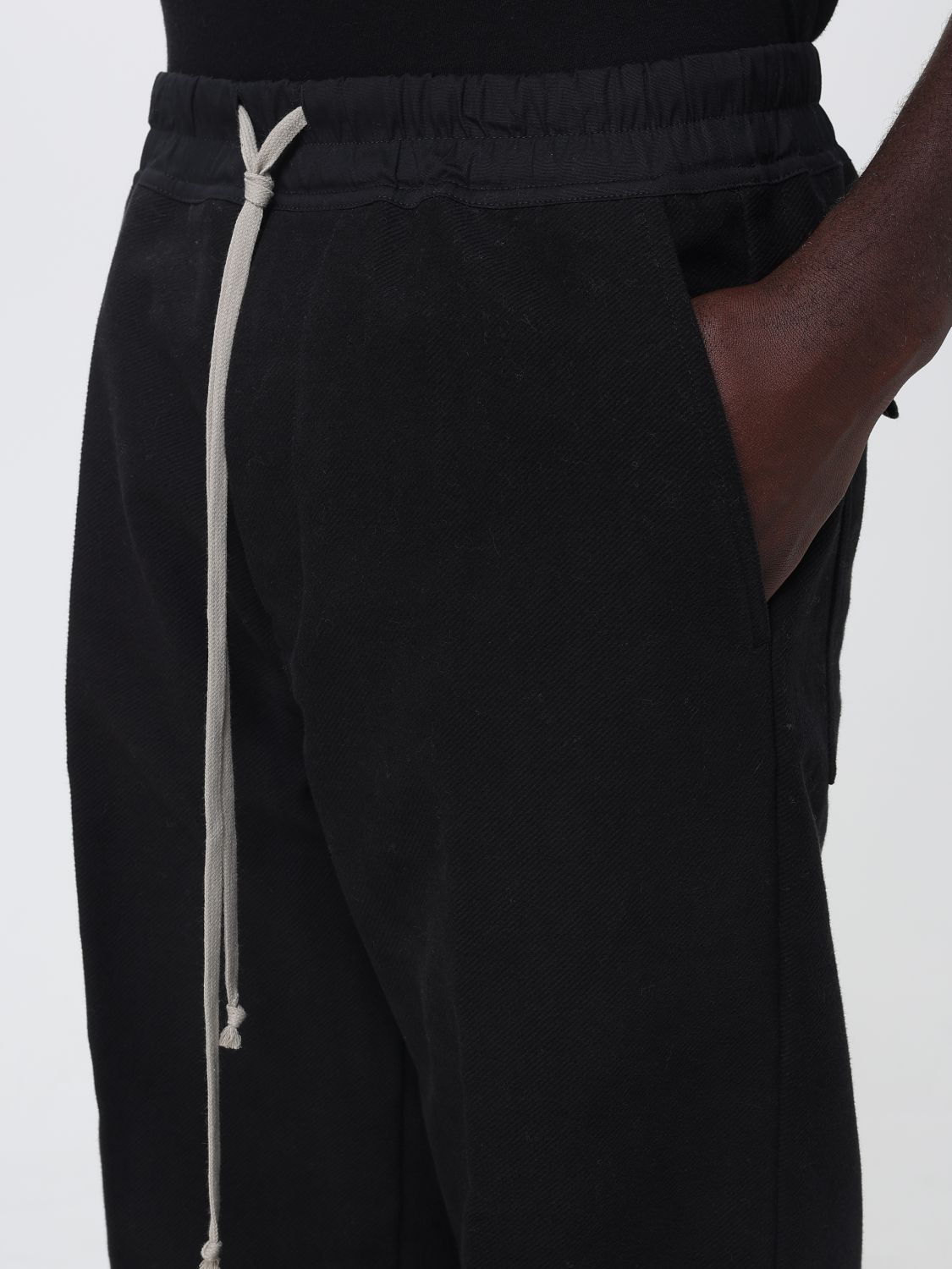 Pants Men color Black