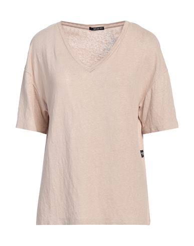 Essential Woman T