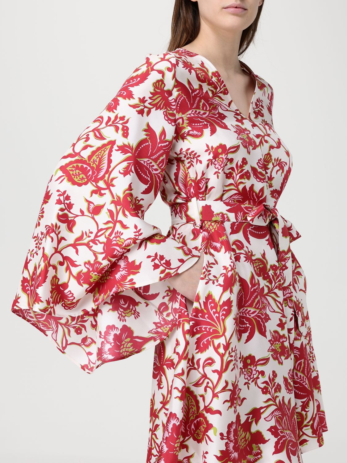 Dress Woman color White