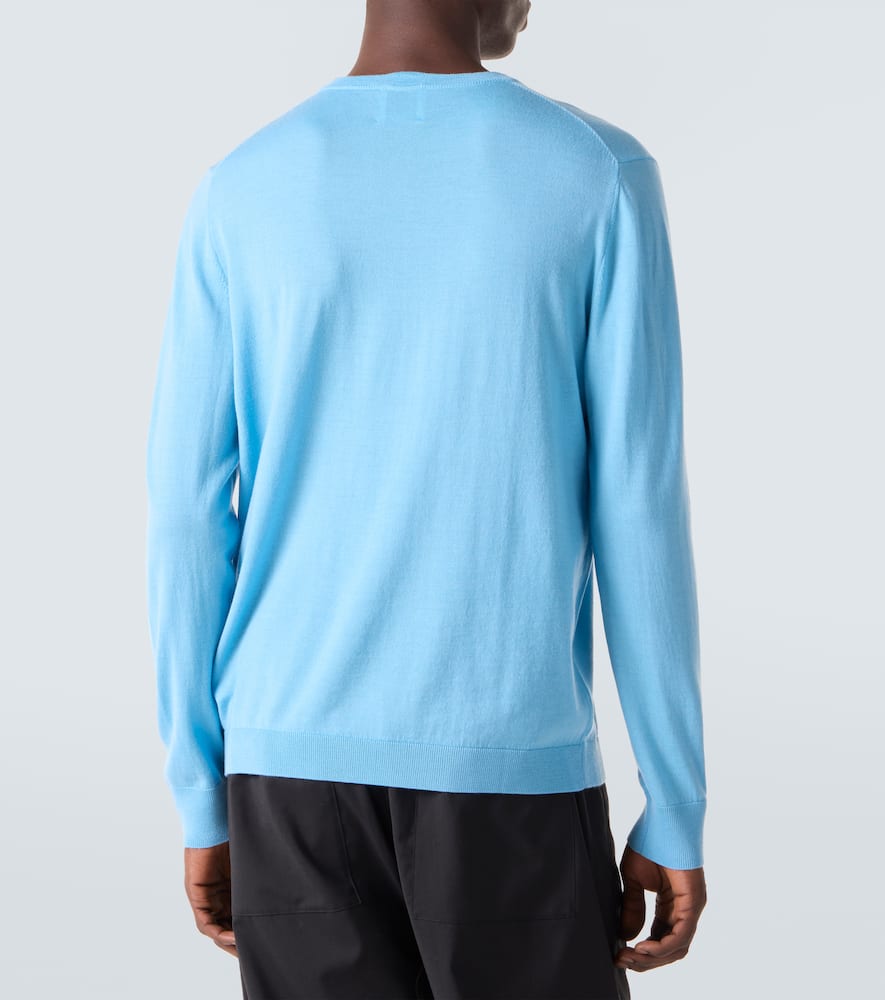 Virgin wool sweater