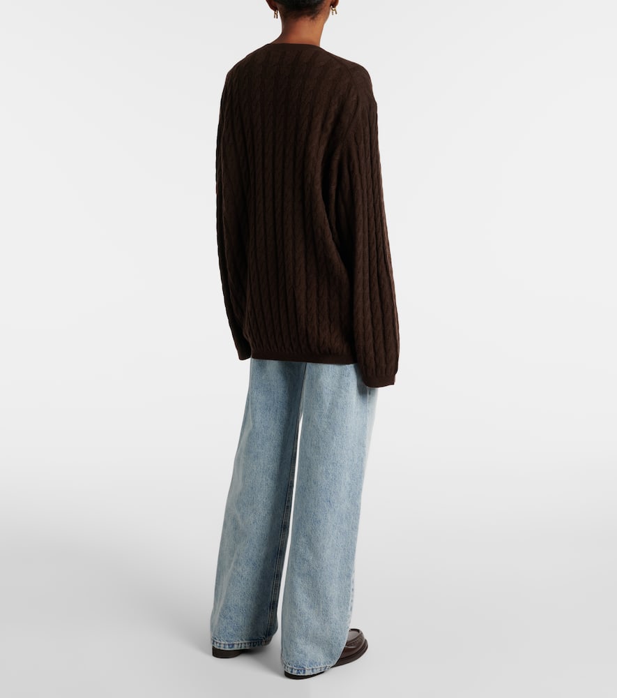 Wool and cashmere sweater