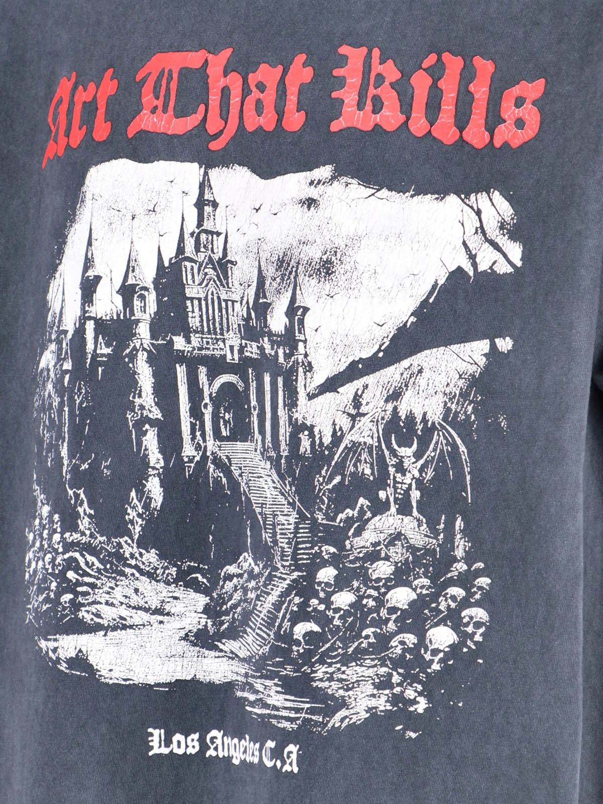 'Art That Kills' T-Shirt