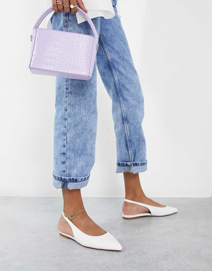 Lala pointed slingback flats in white