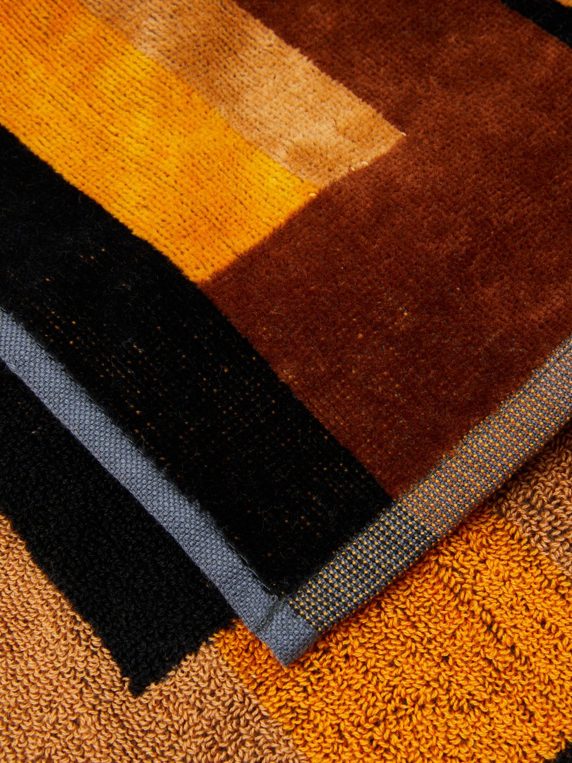 Bath And Beach Towels Lifestyle color Burnt