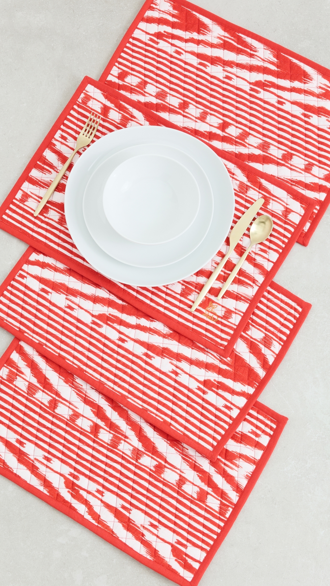 Placemat Set of 4 Red Ikat One Size