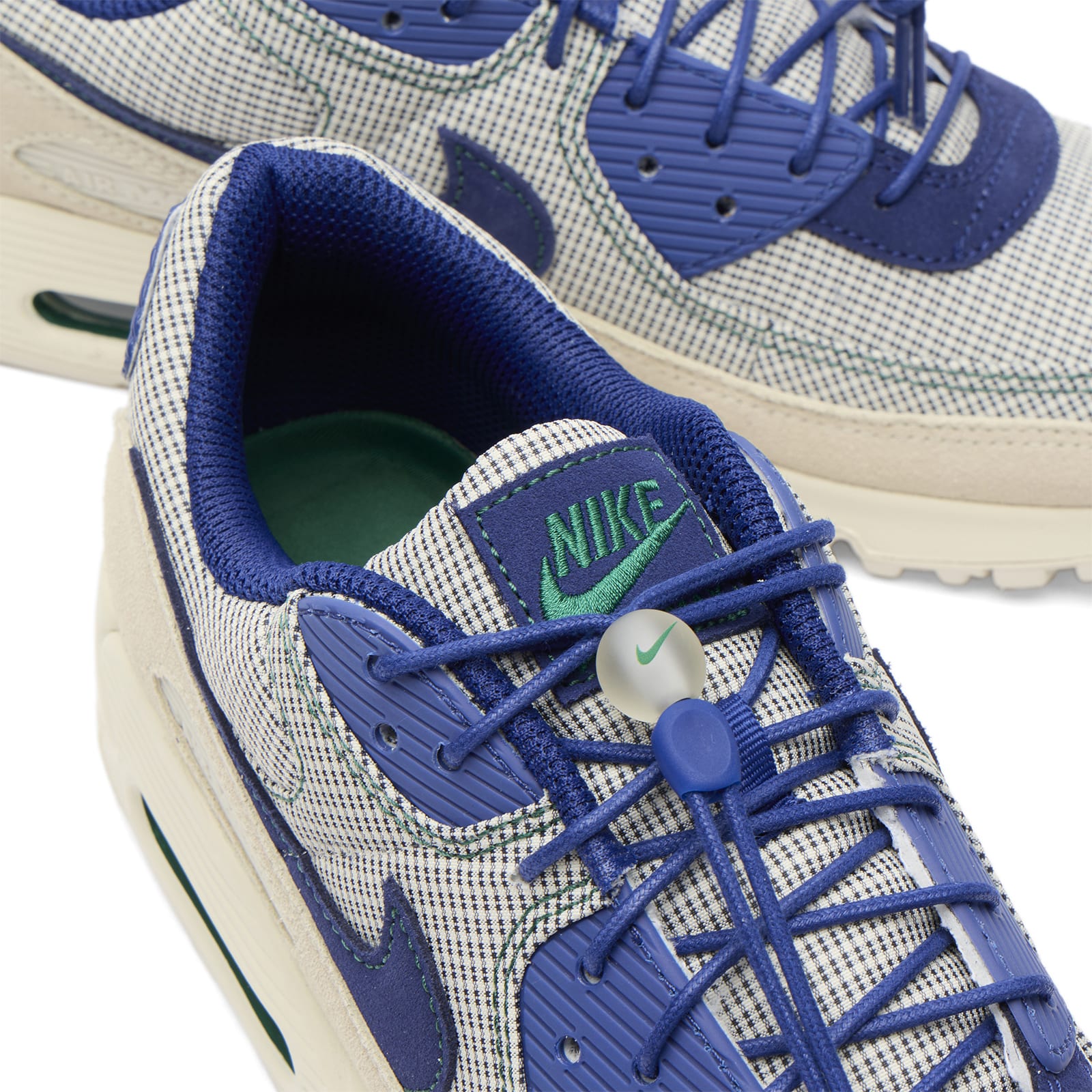Air Max 90 Qs Sneaker Coconut Milk/Deep Royal Blue/Brown