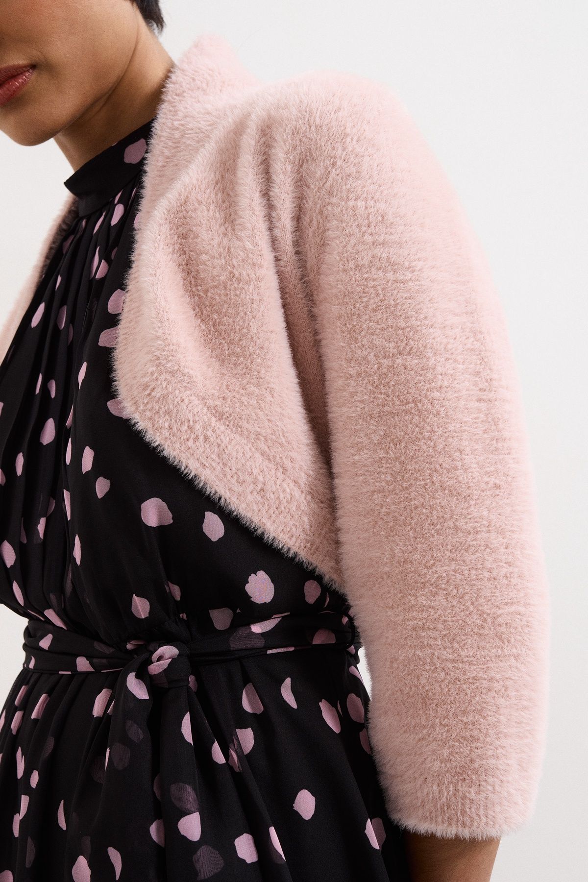 Phase Eight Women's Fay Fluffy Cropped Bolero in Dusty Pink