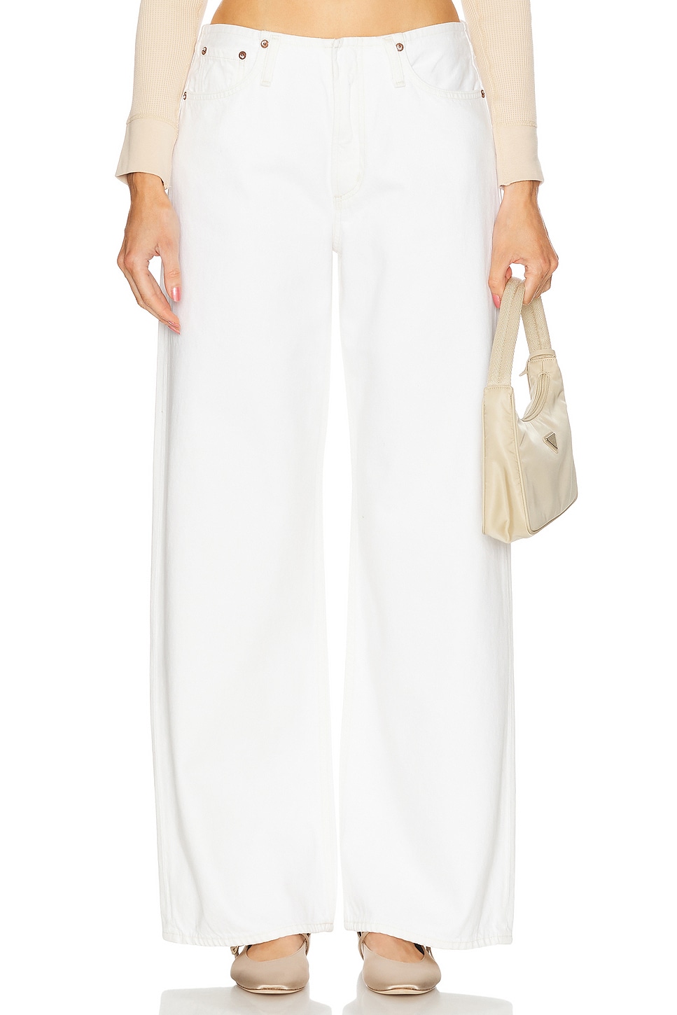 AGOLDE Lex Low Slung Baggy Jeans in Milkshake - White. 31 also