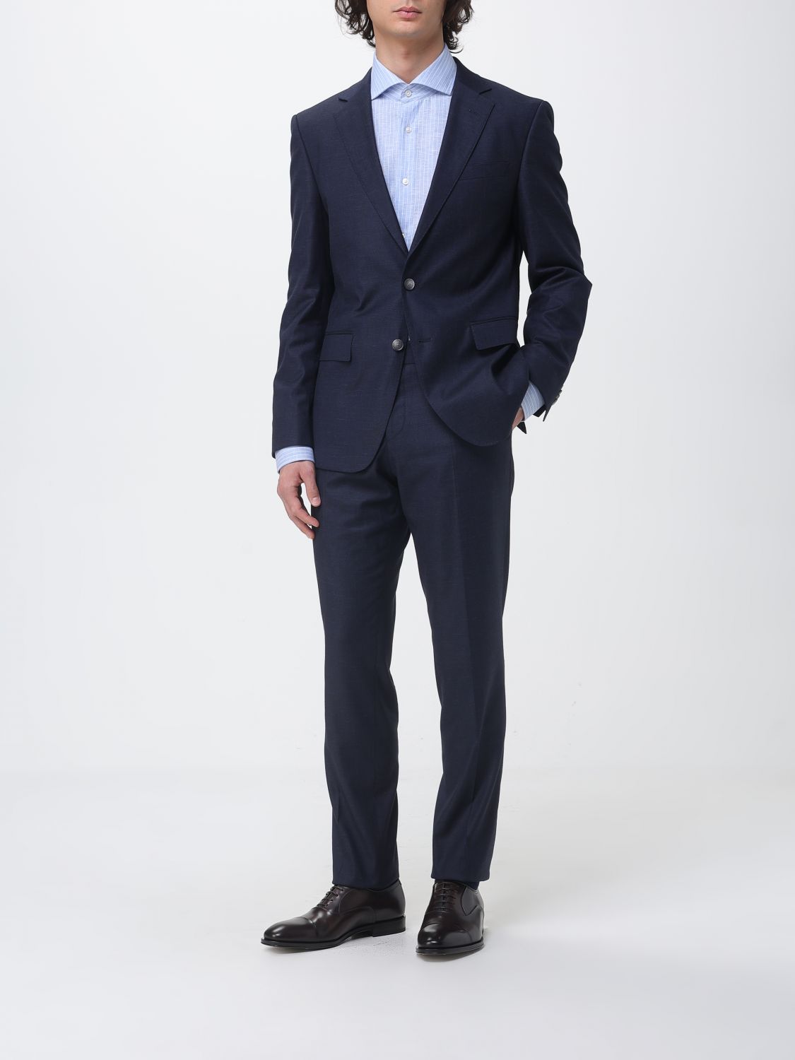 Suit Men color Blue