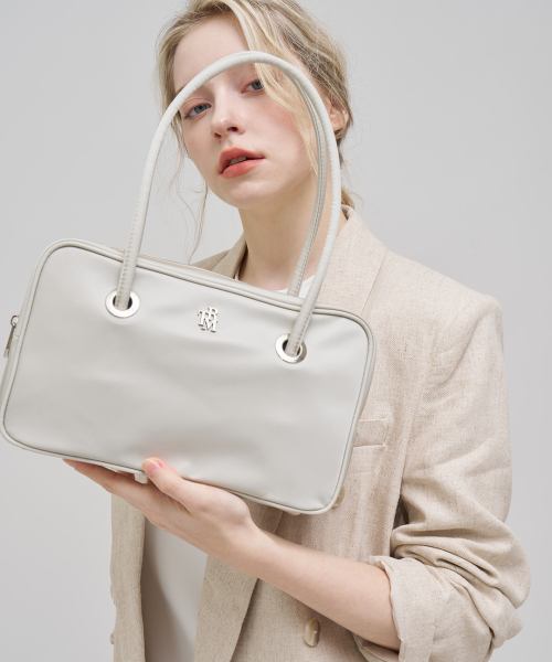Recycled Nylon Baguette Bag T21S
