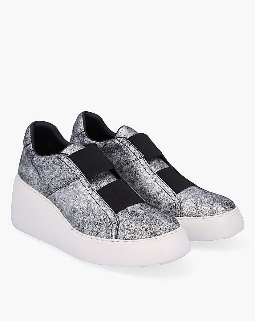 Fly London Dito II Silver Wedge Trainer