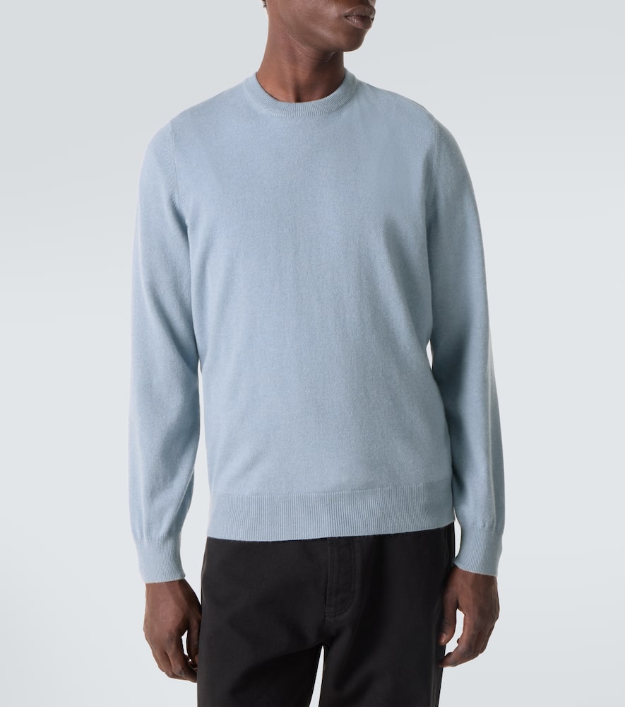 Cashmere sweater