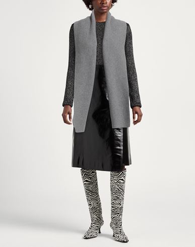 Woman Cardigan Lead