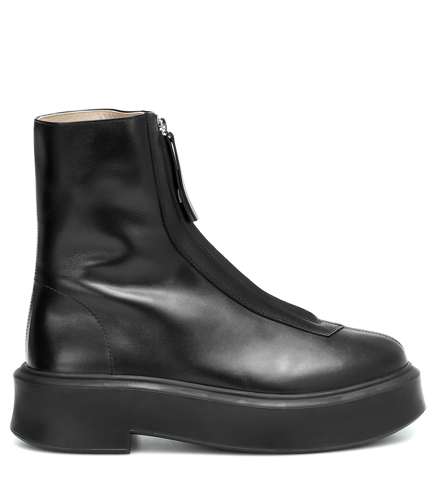 Zipped 1 leather ankle boots