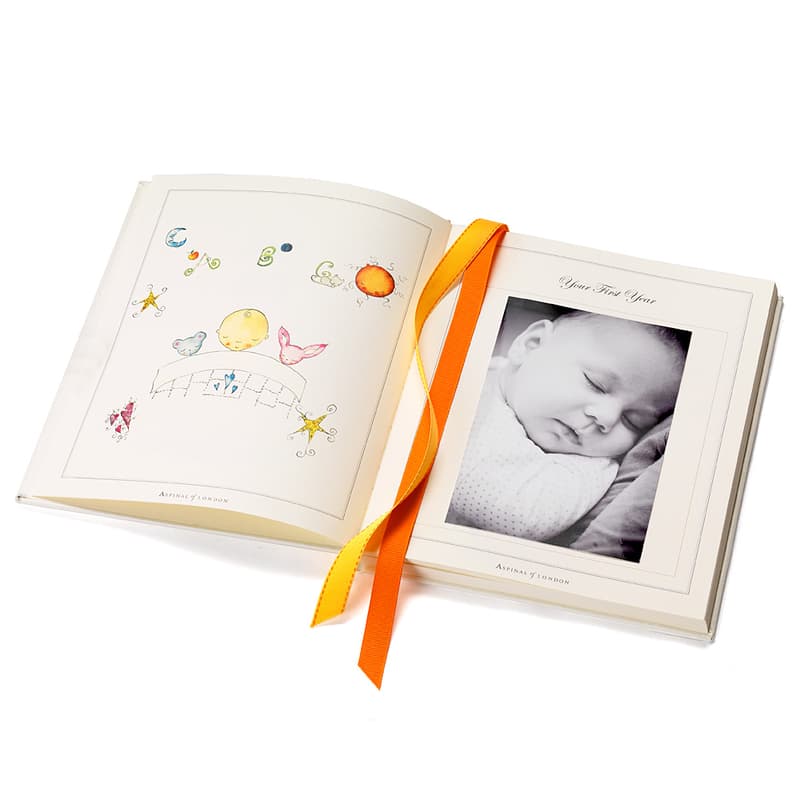 Deluxe Baby Record Book in Smooth Ivory