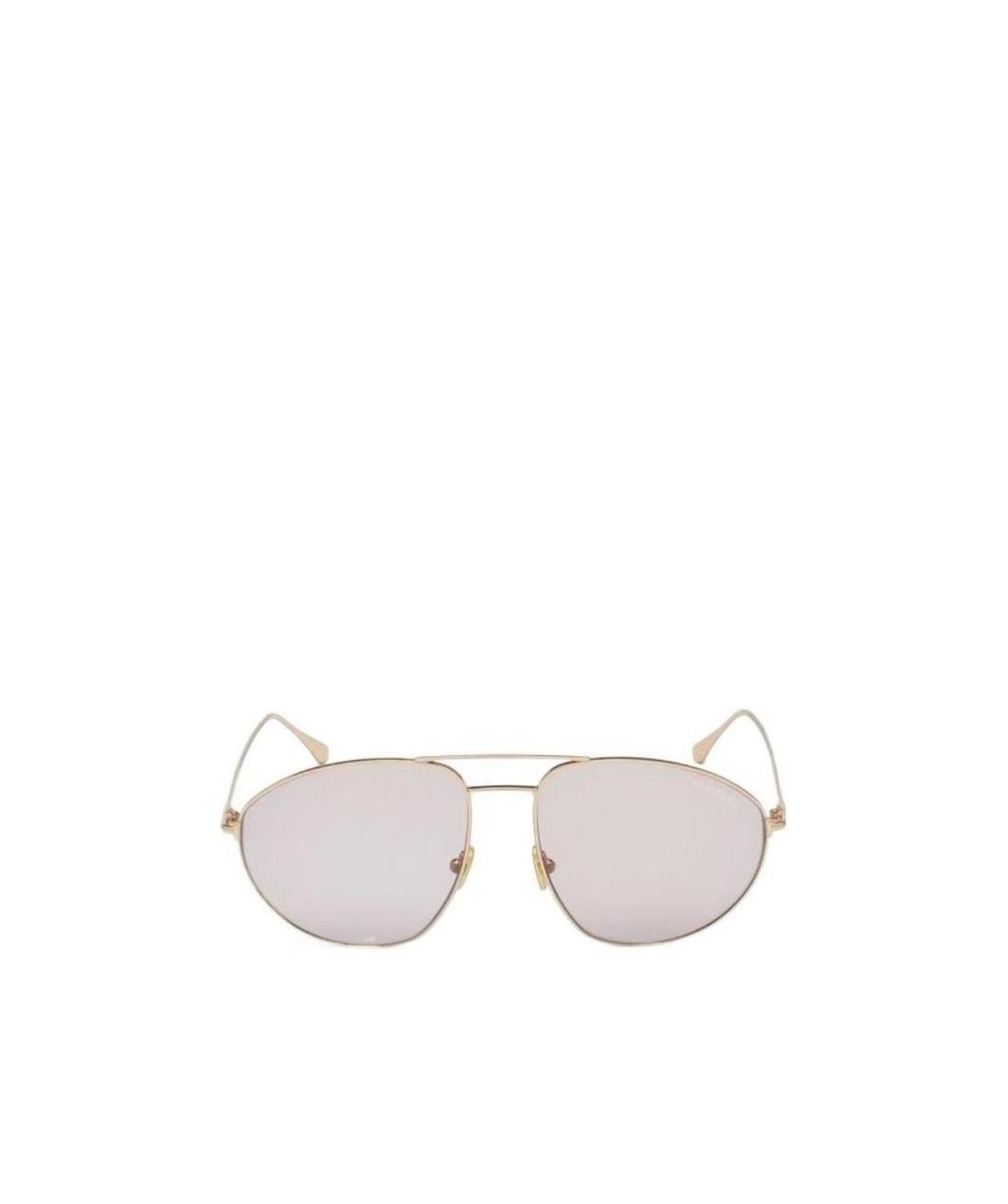Pilot sunglasses