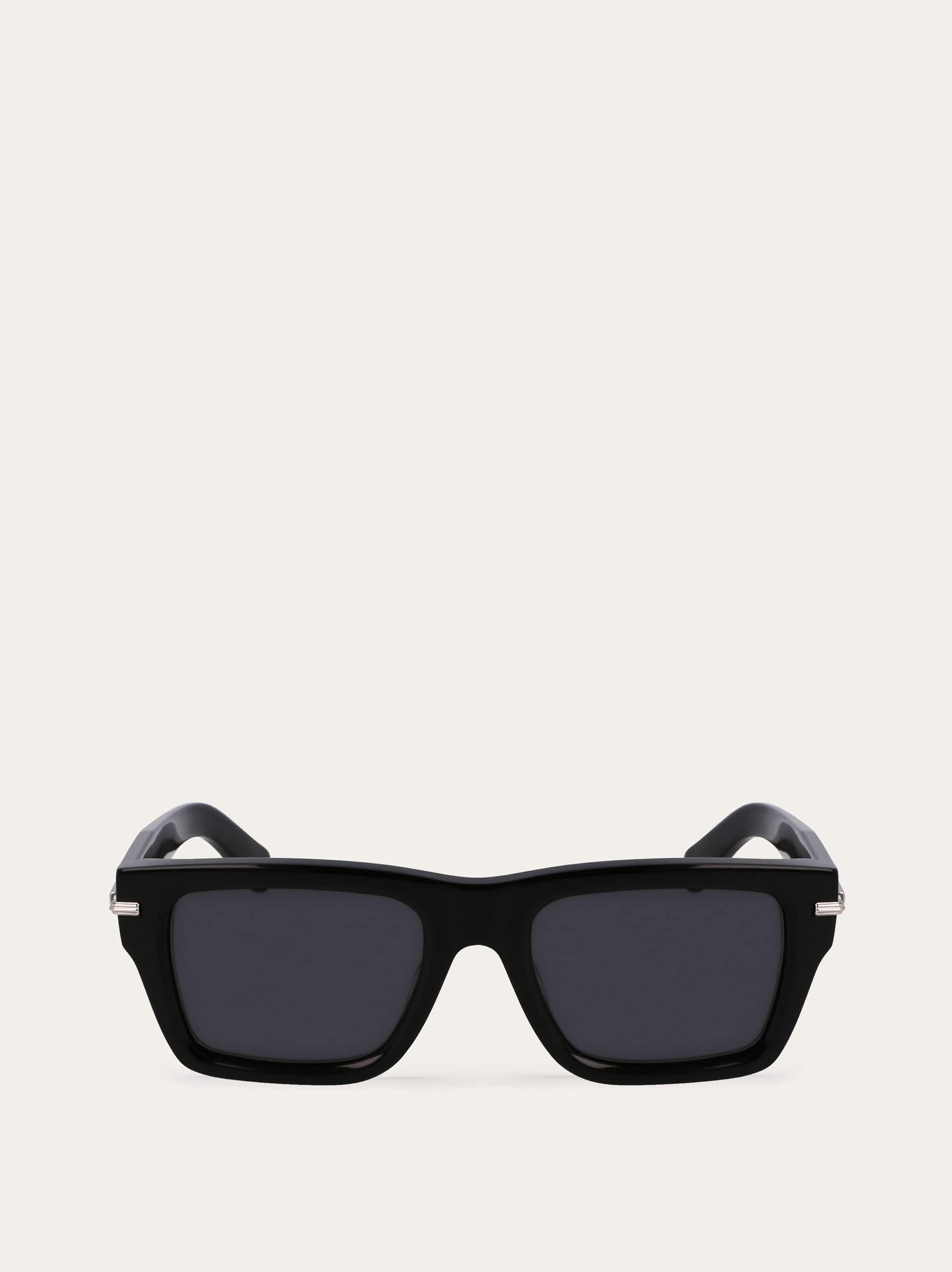 Men Rectangular frame sunglasses Black