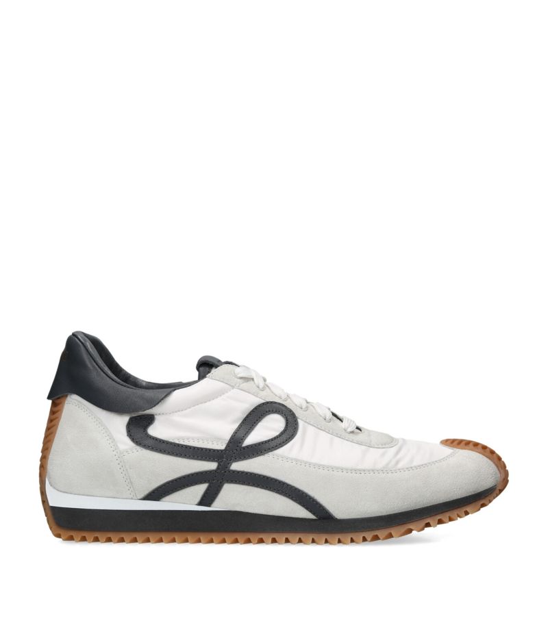 Flow Runner Sneakers